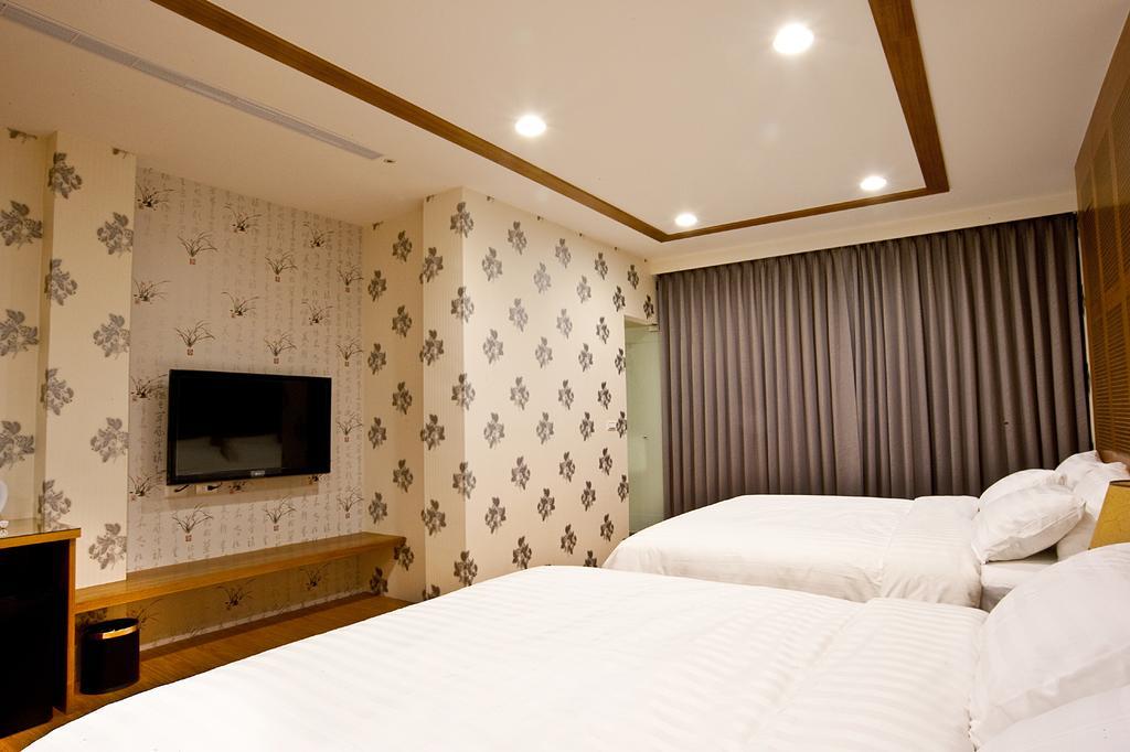 Flower Style B&B Donggang Exterior photo